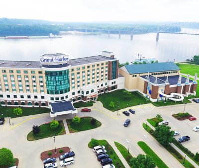 Grand Harbor Resort